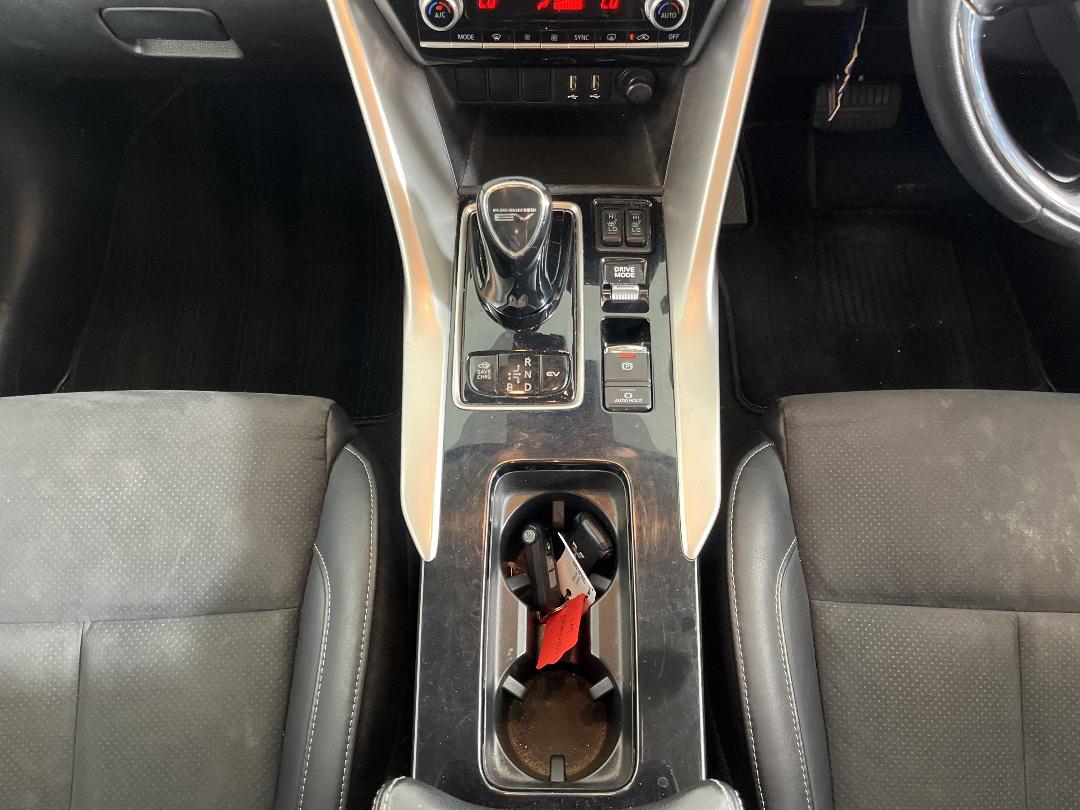 Photo '23' of Mitsubishi Eclipse Cross Photo '23' of Mitsubishi Eclipse Cross