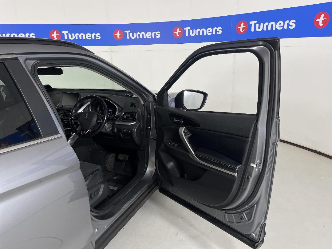 Photo '15' of Mitsubishi Eclipse Cross