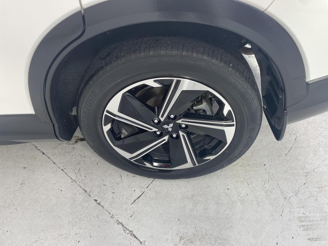 Photo '11' of Mitsubishi Eclipse Cross Photo '11' of Mitsubishi Eclipse Cross