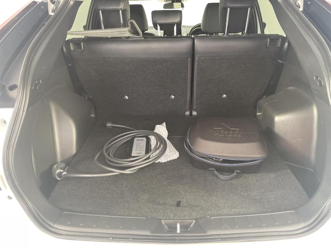 Photo '14' of Mitsubishi Eclipse Cross Photo '14' of Mitsubishi Eclipse Cross