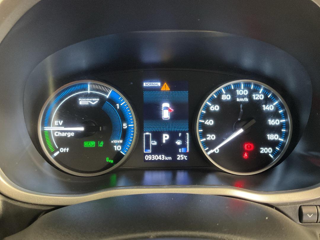 Photo '21' of Mitsubishi Eclipse Cross