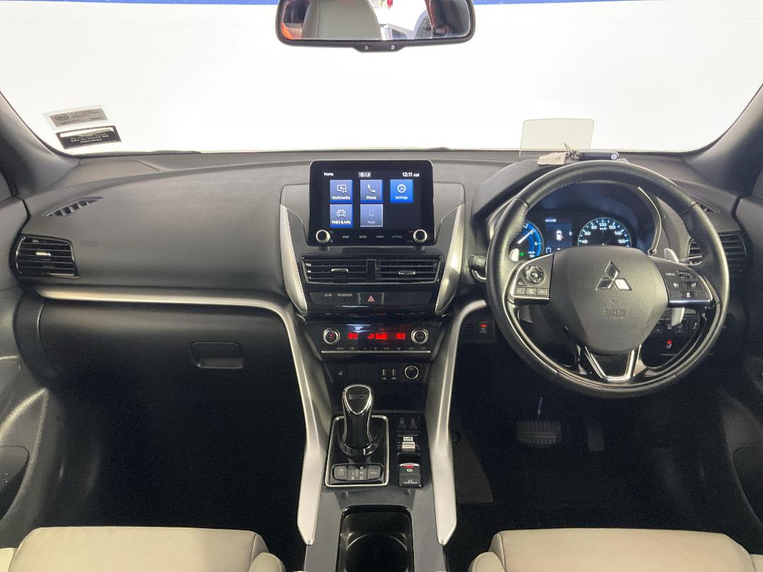 Photo '17' of Mitsubishi Eclipse Cross