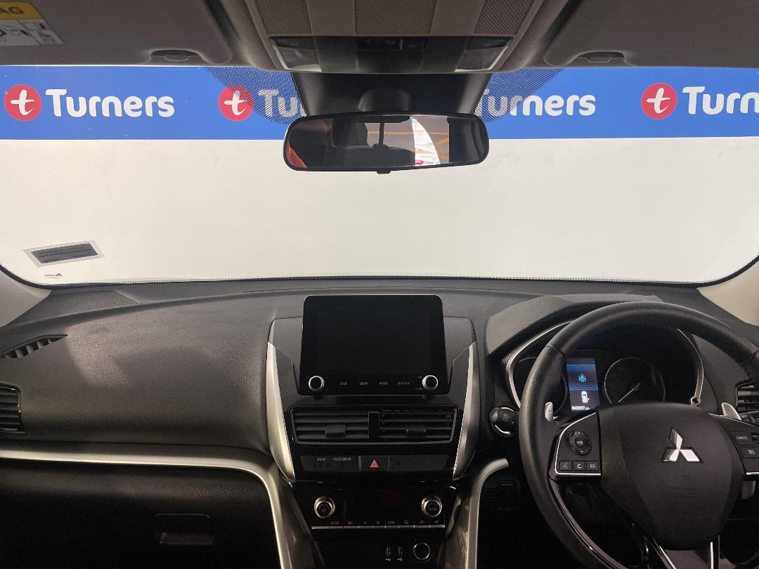 Photo '17' of Mitsubishi Eclipse Cross