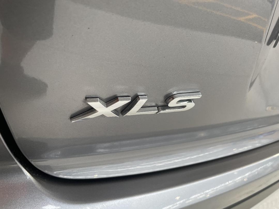 Photo '37' of Mitsubishi Eclipse Cross