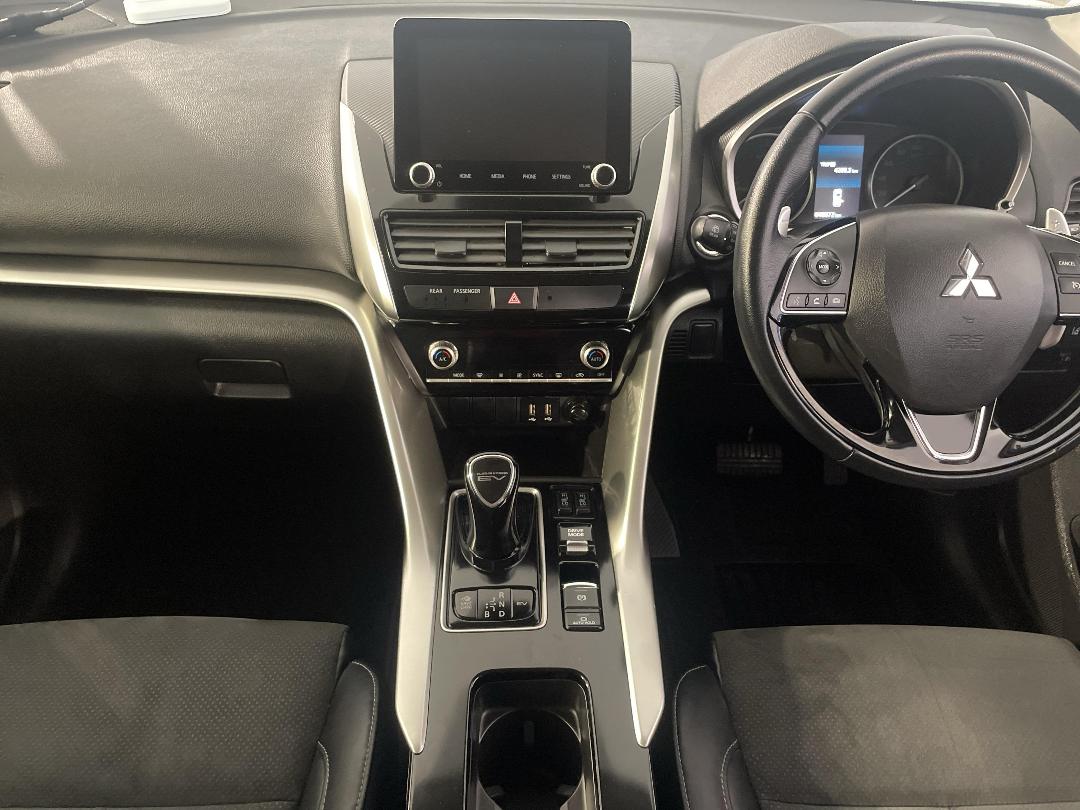 Photo '18' of Mitsubishi Eclipse Cross Photo '18' of Mitsubishi Eclipse Cross