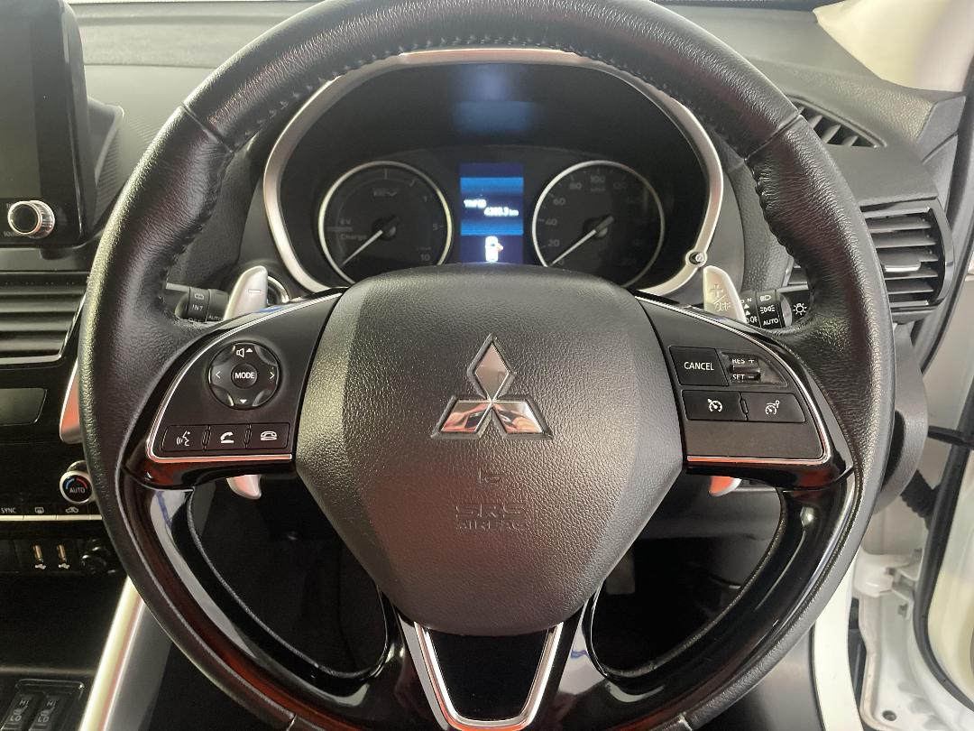 Photo '28' of Mitsubishi Eclipse Cross Photo '28' of Mitsubishi Eclipse Cross