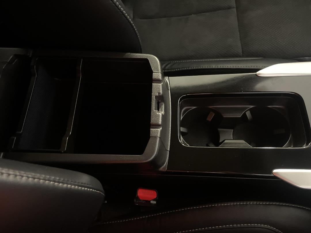 Photo '33' of Mitsubishi Eclipse Cross Photo '33' of Mitsubishi Eclipse Cross