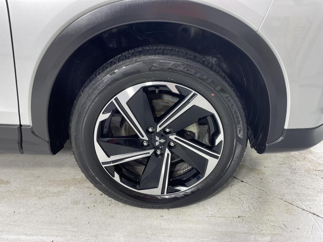 Photo '9' of Mitsubishi Eclipse Cross