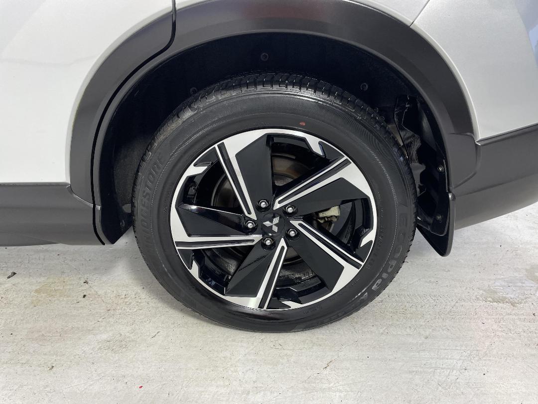 Photo '11' of Mitsubishi Eclipse Cross