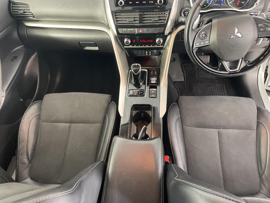 Photo '18' of Mitsubishi Eclipse Cross