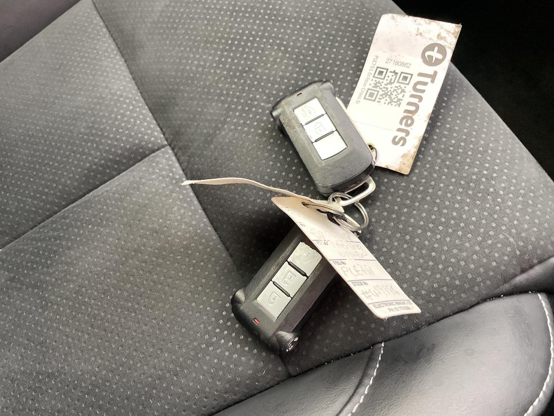 Photo '22' of Mitsubishi Eclipse Cross