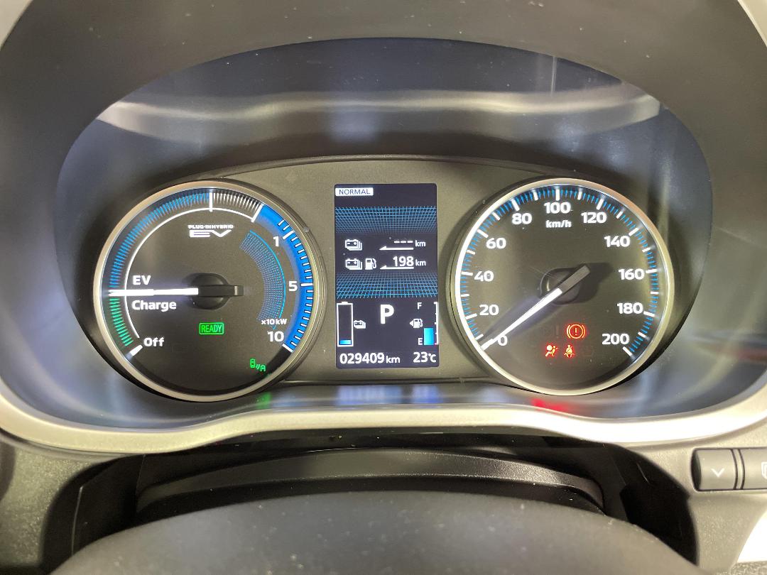 Photo '21' of Mitsubishi Eclipse Cross