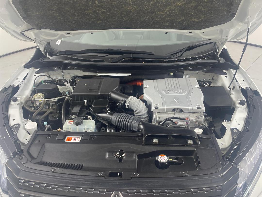 Photo '13' of Mitsubishi Eclipse Cross