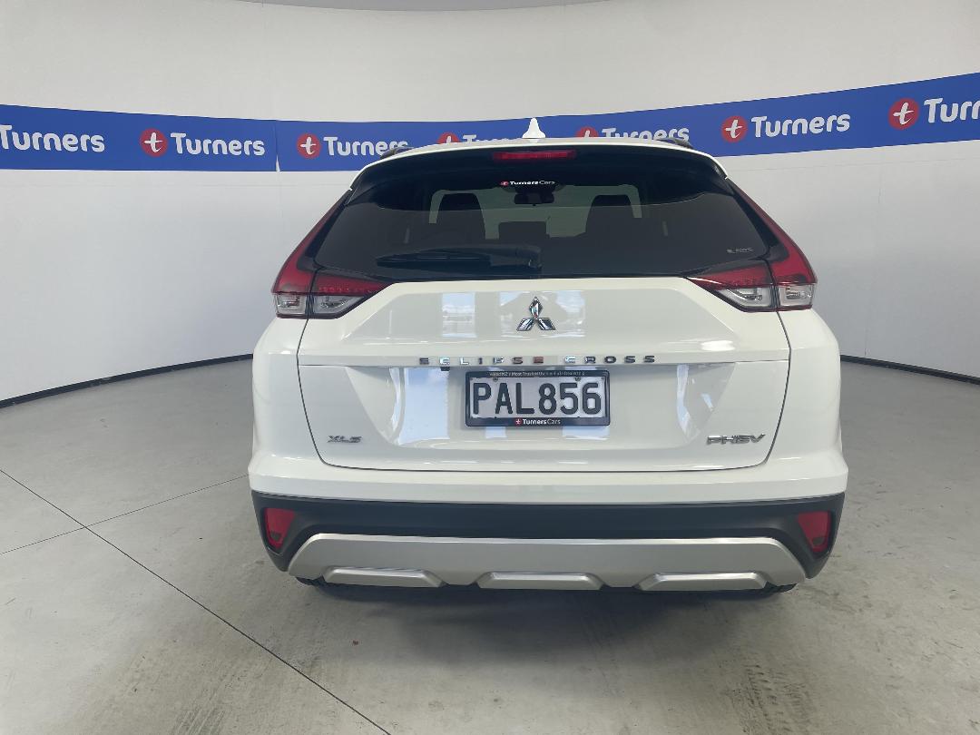 Photo '6' of Mitsubishi Eclipse Cross