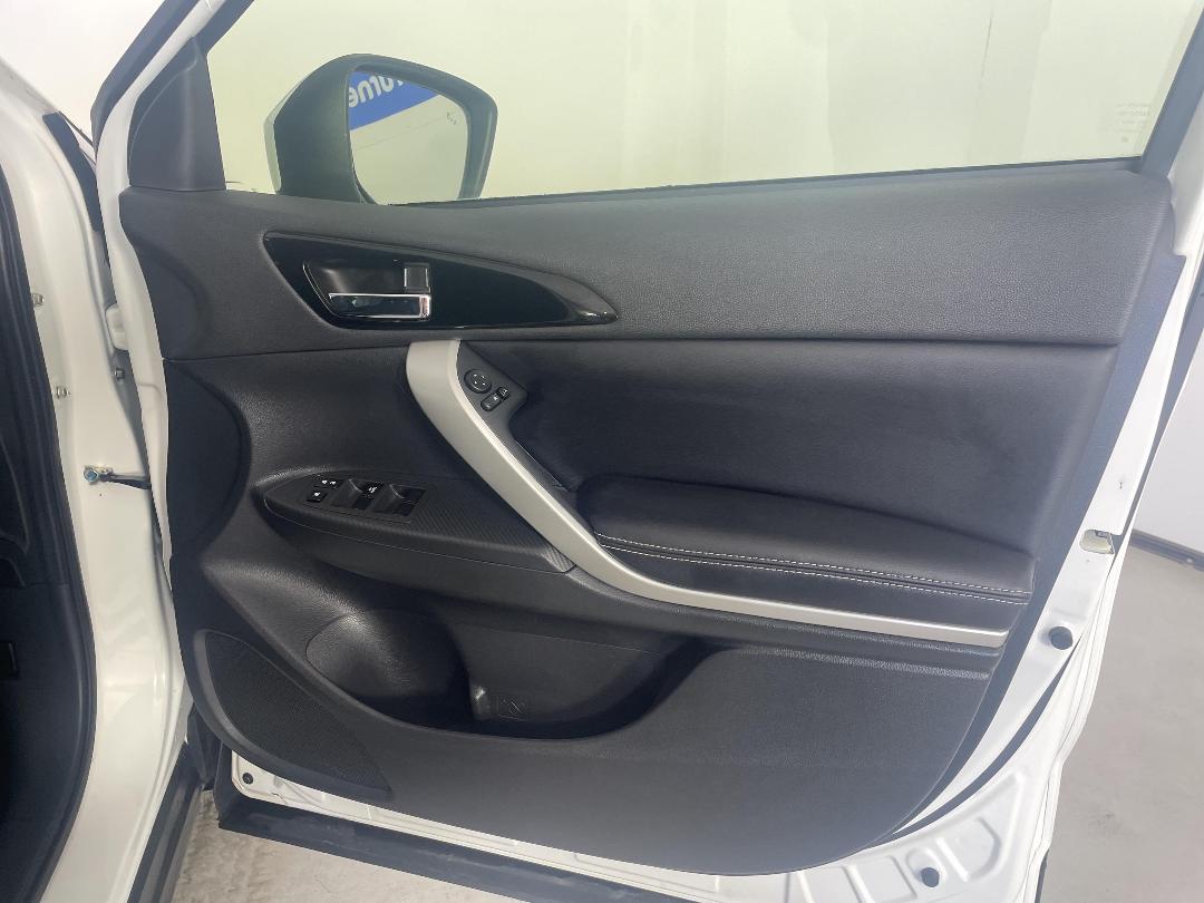 Photo '15' of Mitsubishi Eclipse Cross