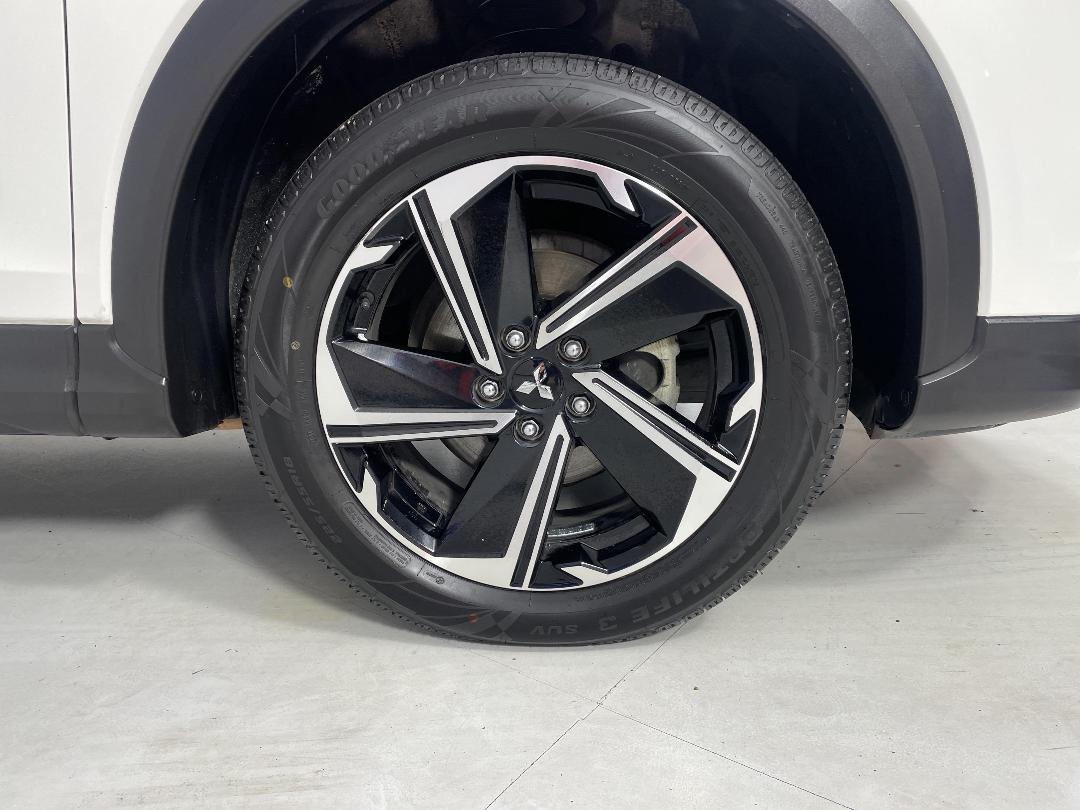 Photo '9' of Mitsubishi Eclipse Cross