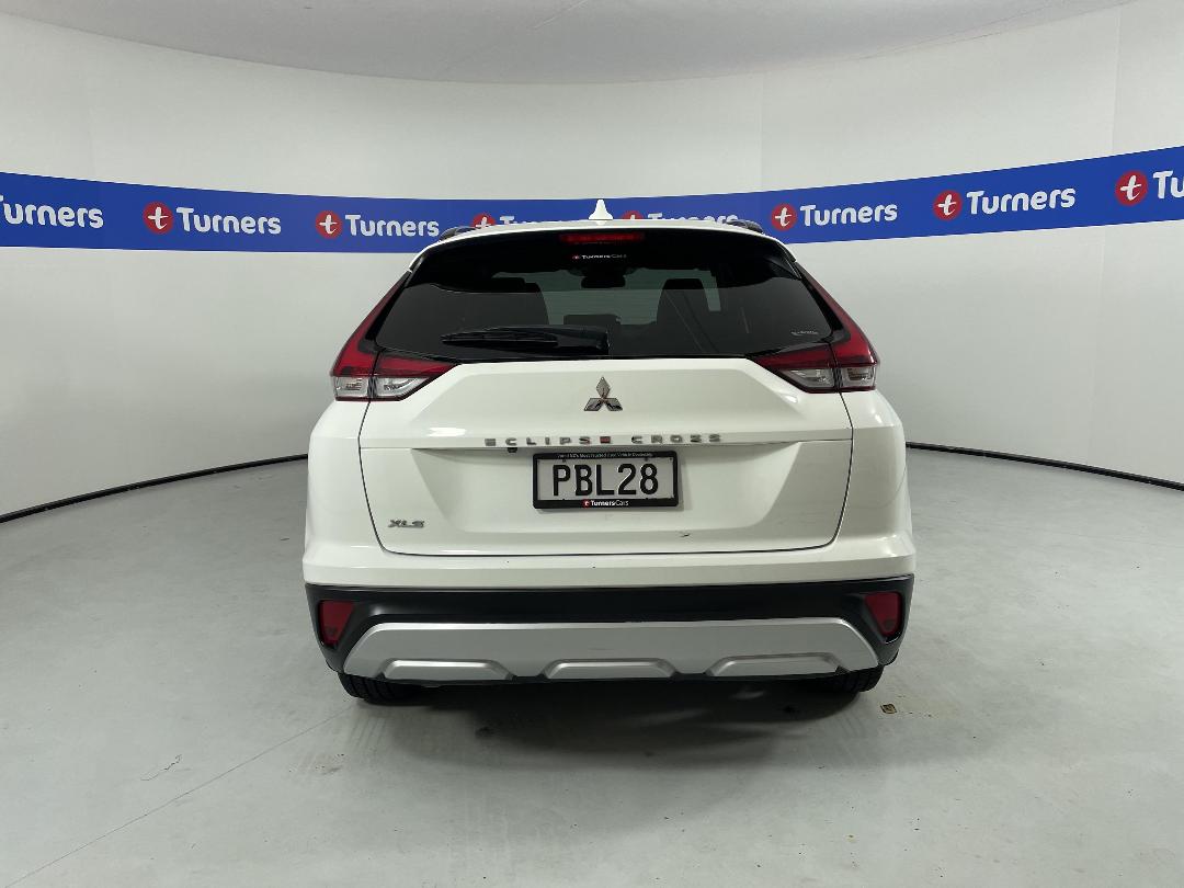 Photo '6' of Mitsubishi Eclipse Cross