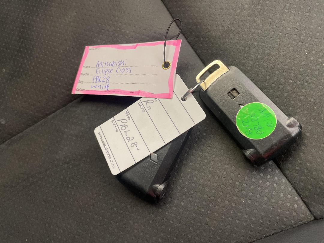 Photo '22' of Mitsubishi Eclipse Cross