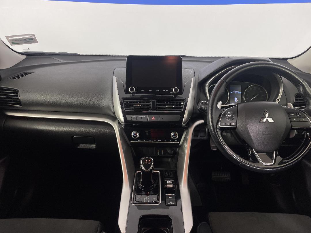 Photo '17' of Mitsubishi Eclipse Cross