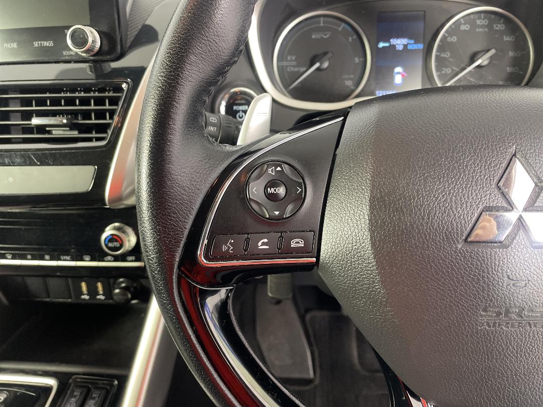 Photo '24' of Mitsubishi Eclipse Cross