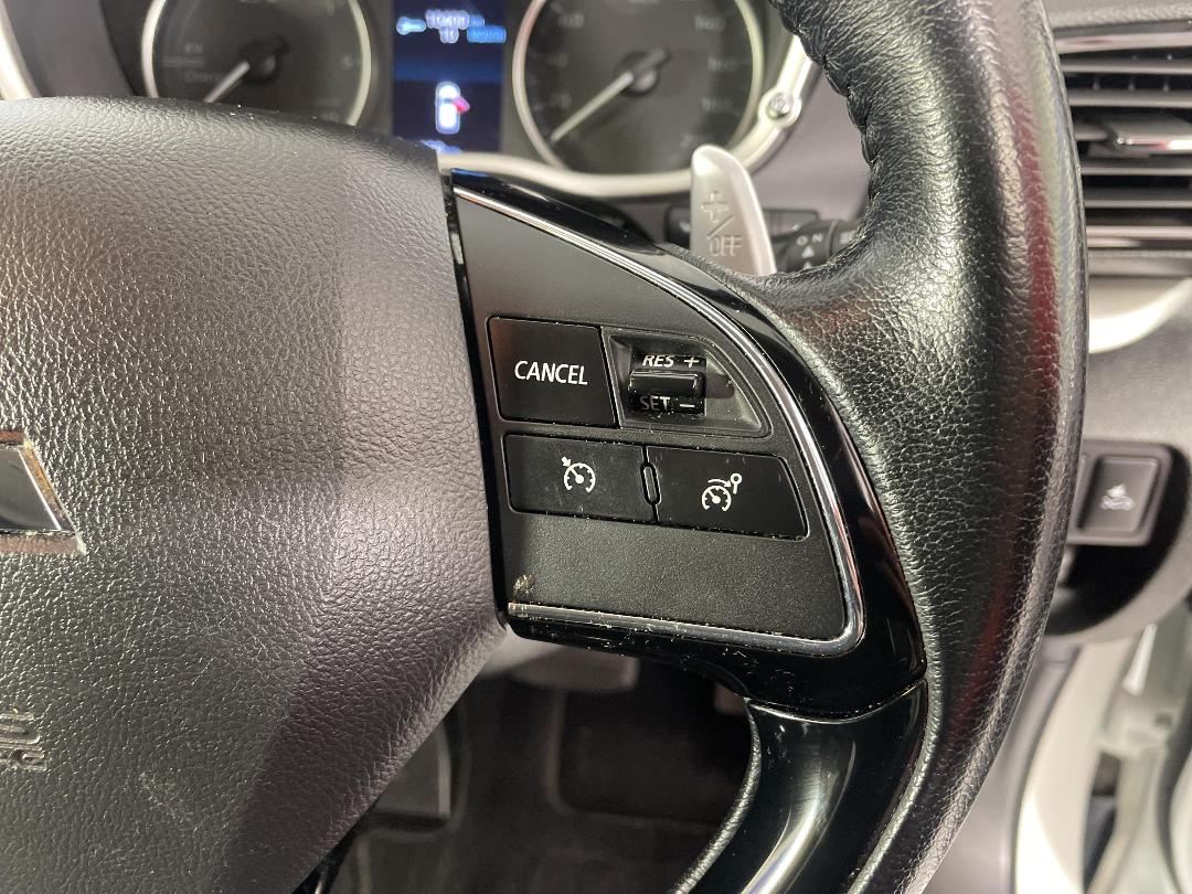 Photo '23' of Mitsubishi Eclipse Cross