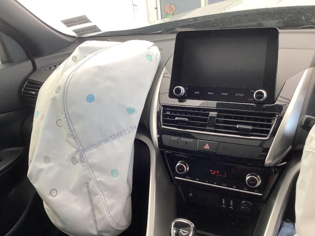 Photo '13' of Mitsubishi Eclipse Cross VRX Photo '13' of Mitsubishi Eclipse Cross VRX