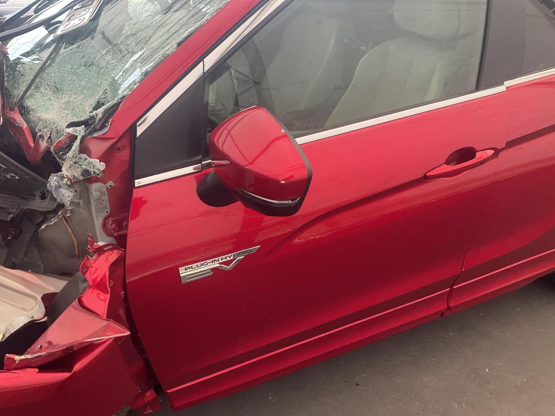 Photo '10' of Mitsubishi Eclipse Cross VRX