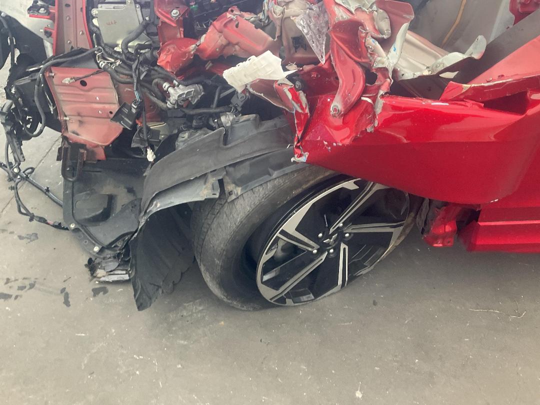 Photo '7' of Mitsubishi Eclipse Cross VRX