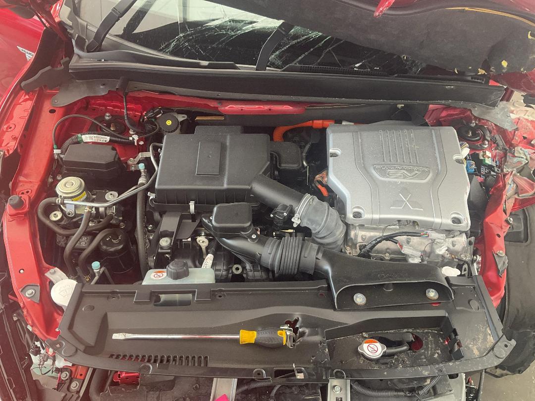 Photo '18' of Mitsubishi Eclipse Cross VRX