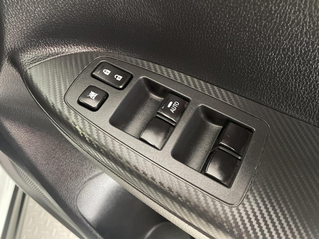 Photo '24' of Mitsubishi Eclipse Cross