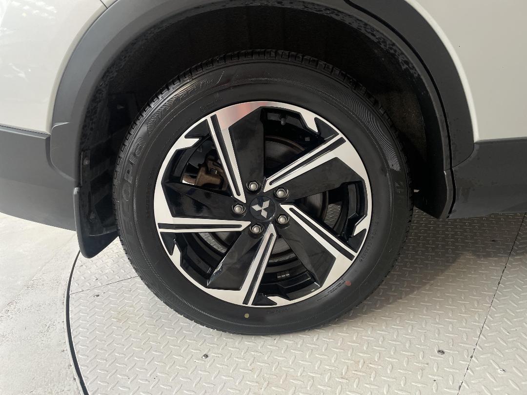 Photo '12' of Mitsubishi Eclipse Cross