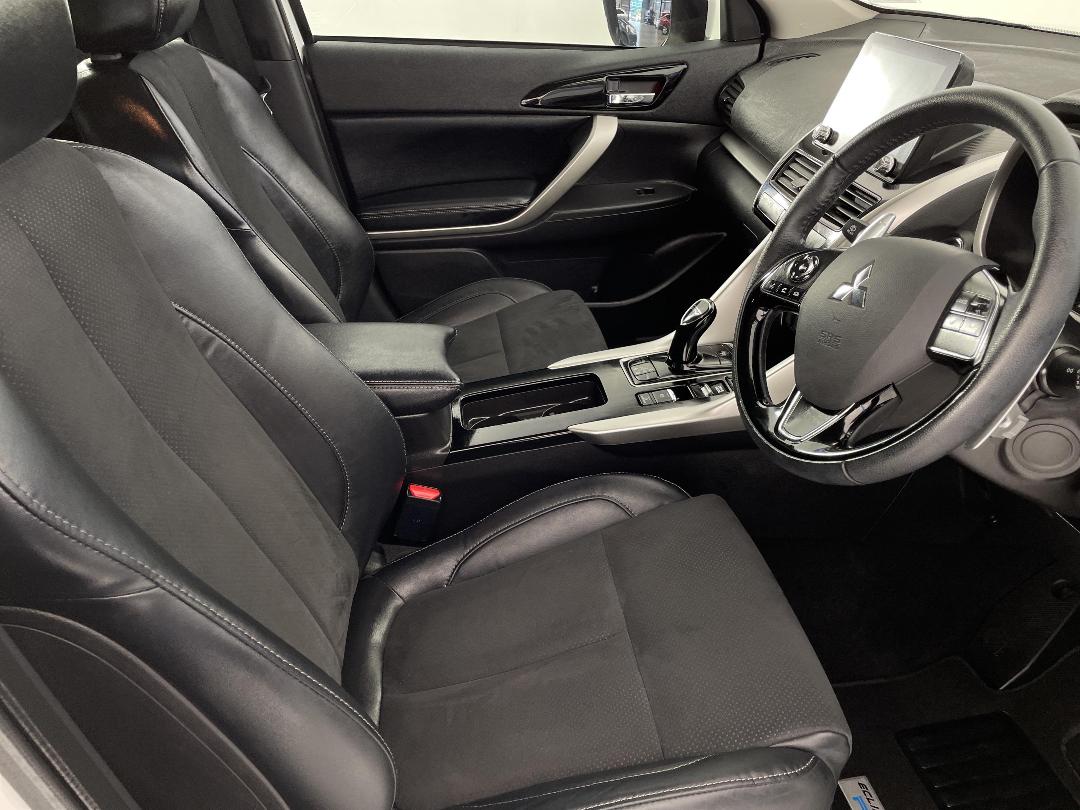 Photo '16' of Mitsubishi Eclipse Cross