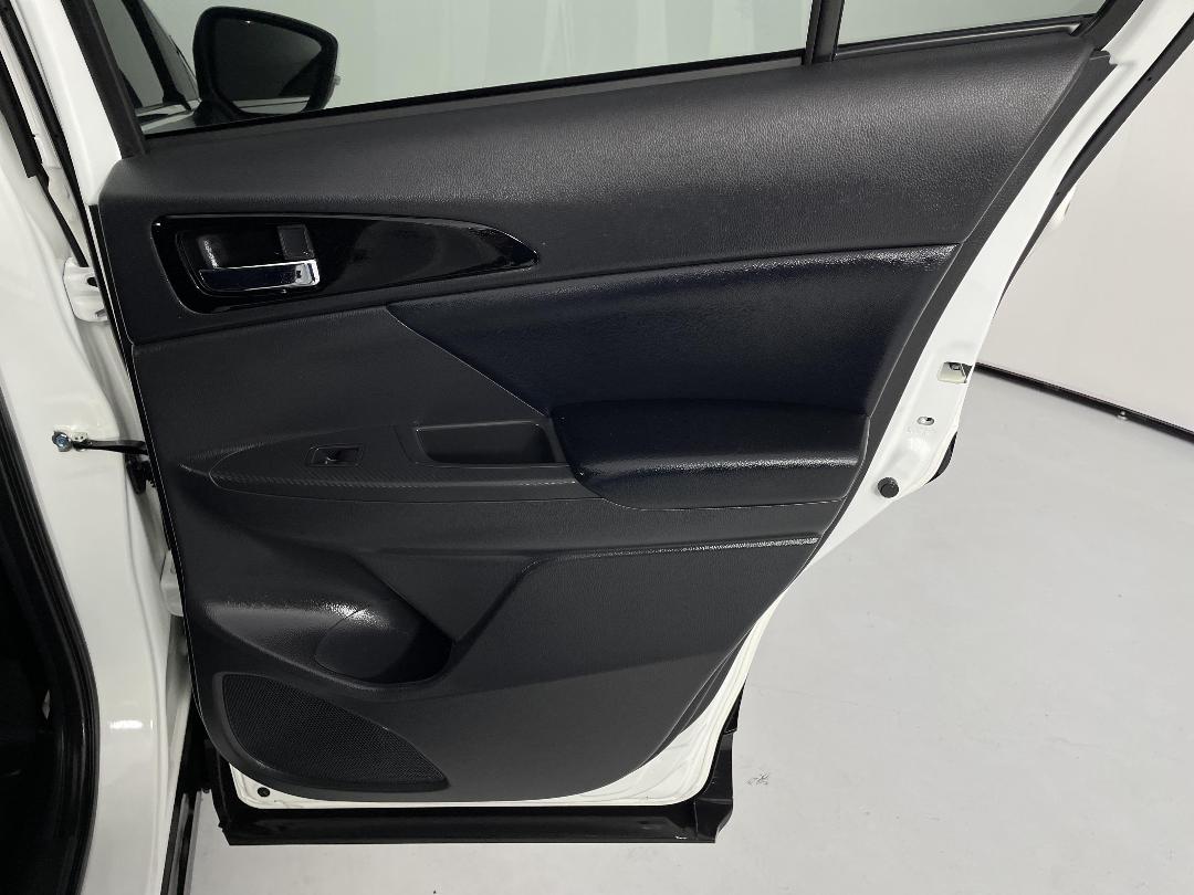 Photo '19' of Mitsubishi Eclipse Cross