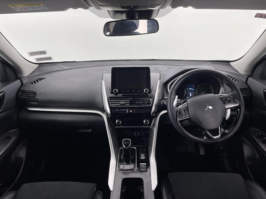 Photo '17' of Mitsubishi Eclipse Cross