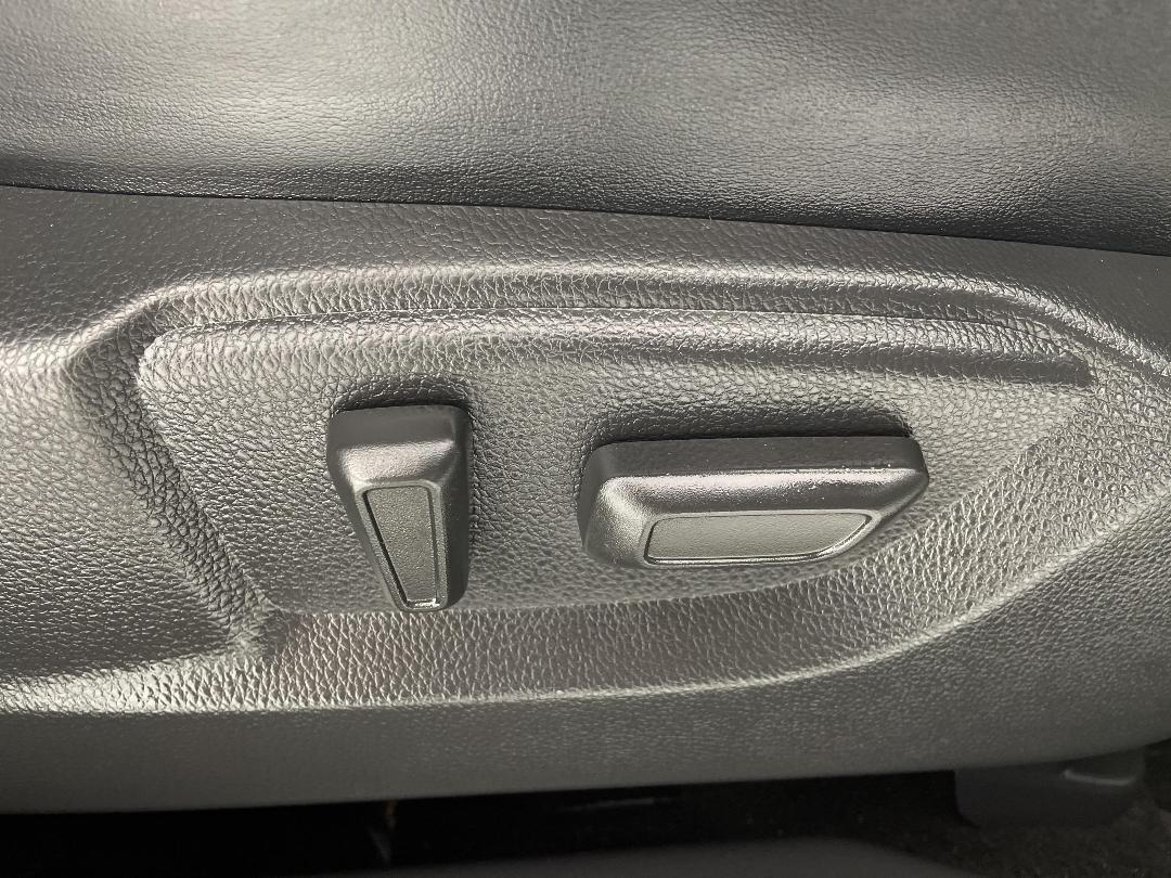 Photo '23' of Mitsubishi Eclipse Cross