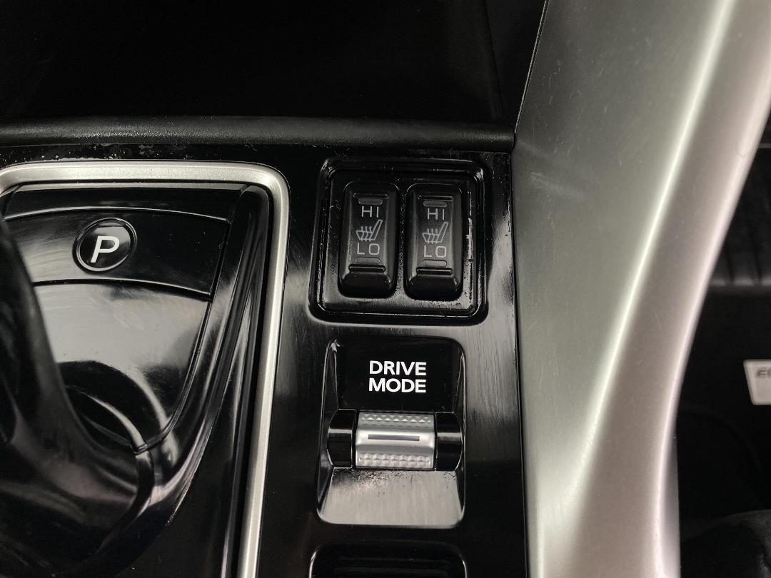 Photo '27' of Mitsubishi Eclipse Cross