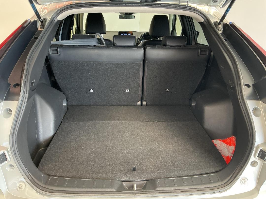 Photo '14' of Mitsubishi Eclipse Cross