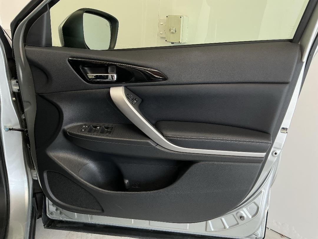 Photo '15' of Mitsubishi Eclipse Cross