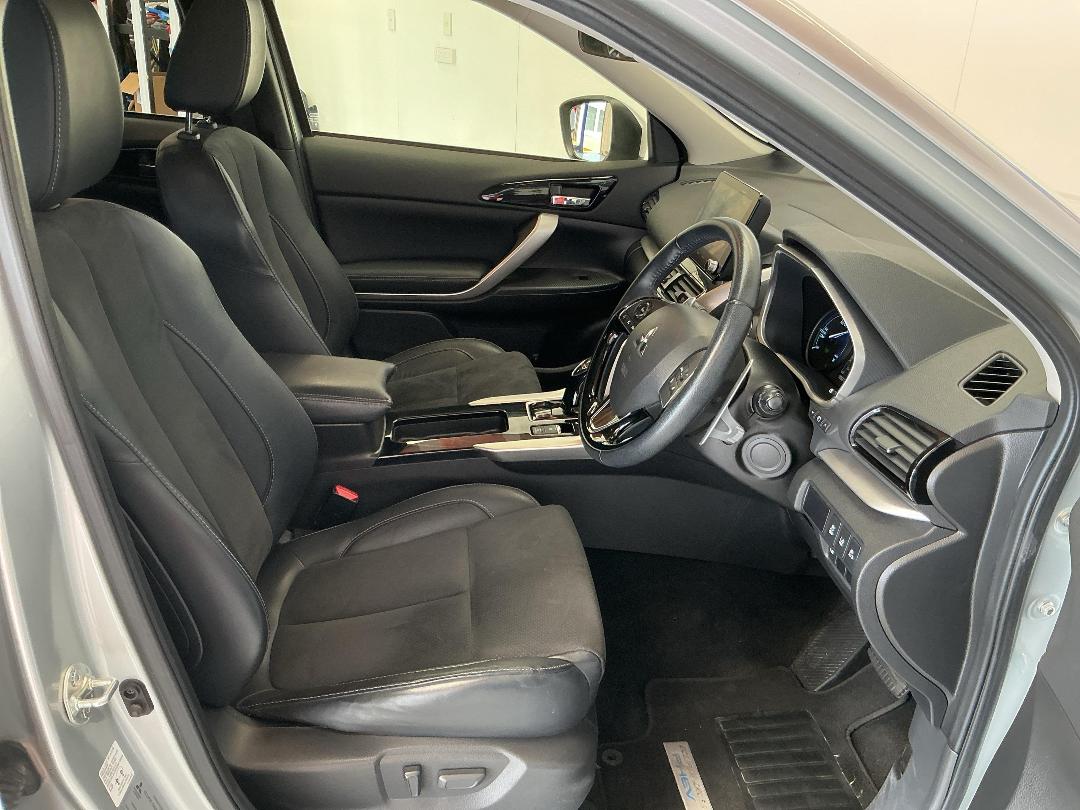 Photo '16' of Mitsubishi Eclipse Cross