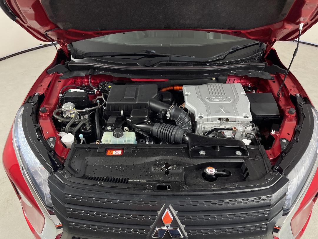 Photo '13' of Mitsubishi Eclipse Cross