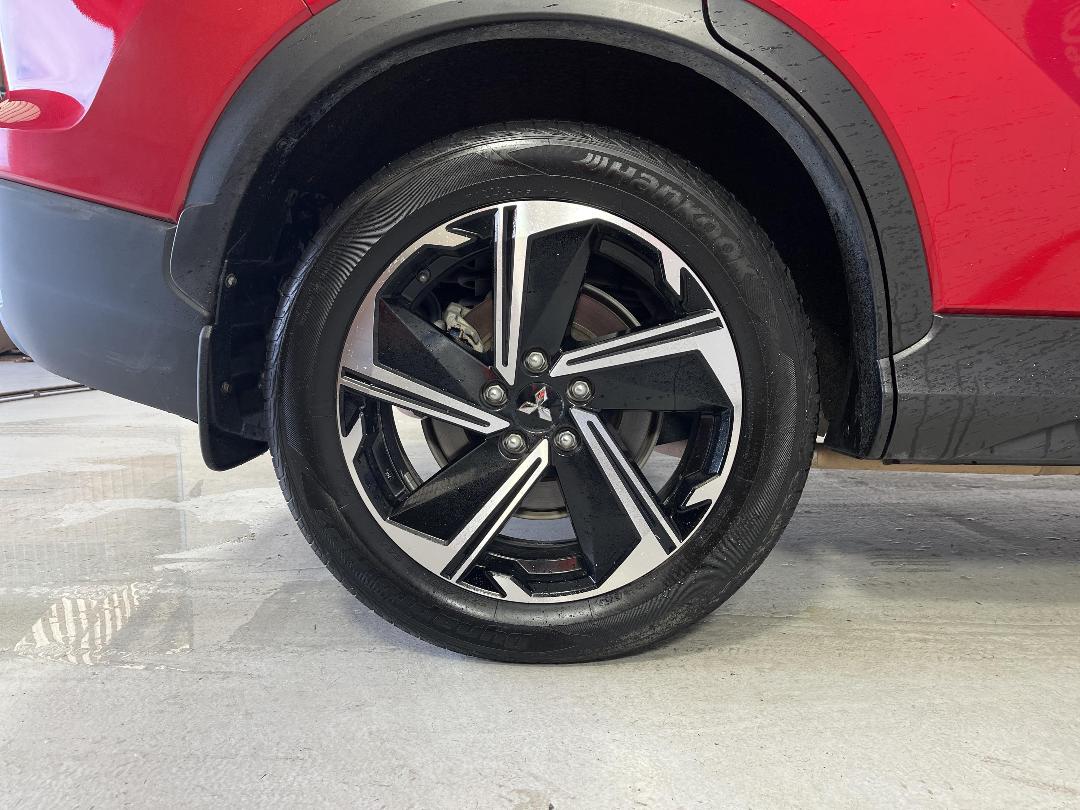 Photo '12' of Mitsubishi Eclipse Cross