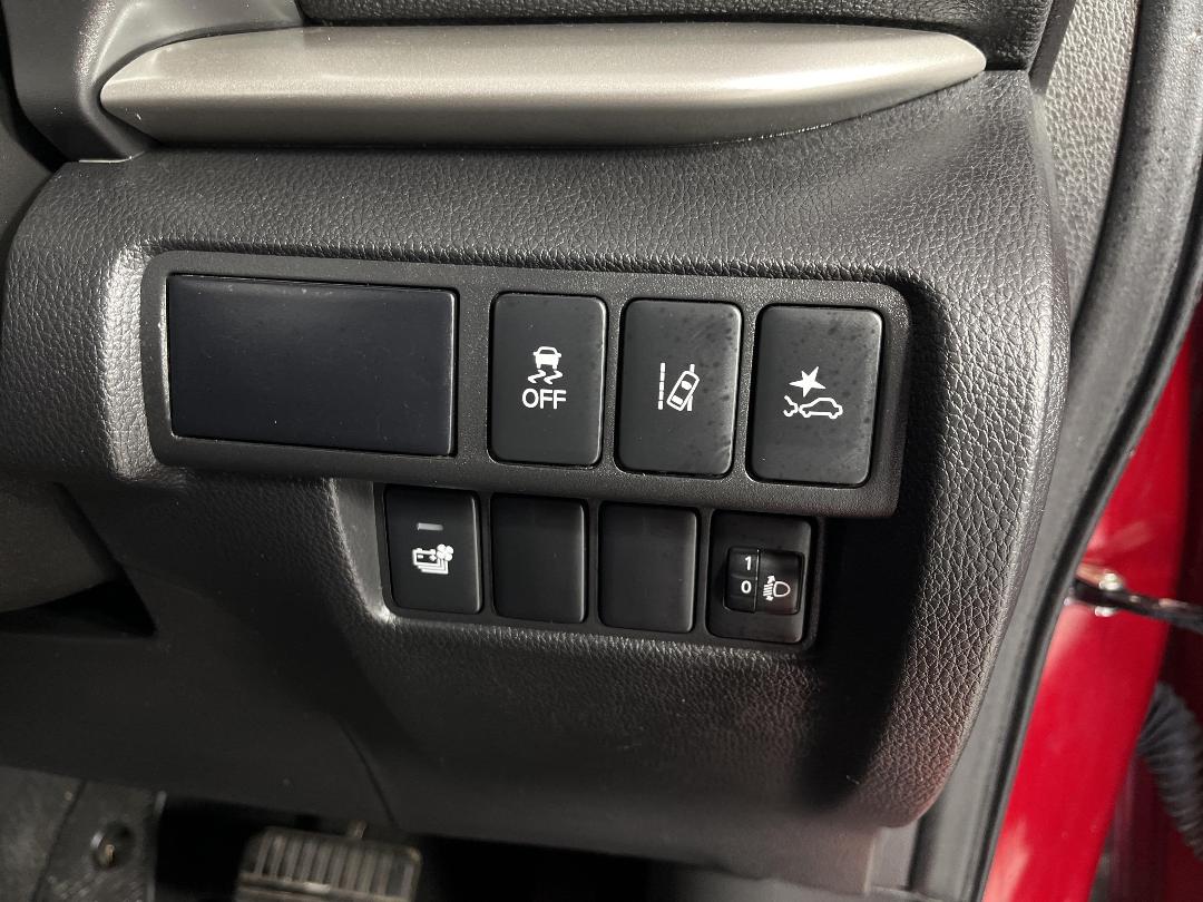 Photo '30' of Mitsubishi Eclipse Cross