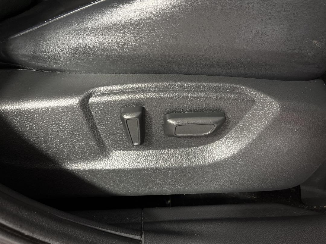 Photo '29' of Mitsubishi Eclipse Cross