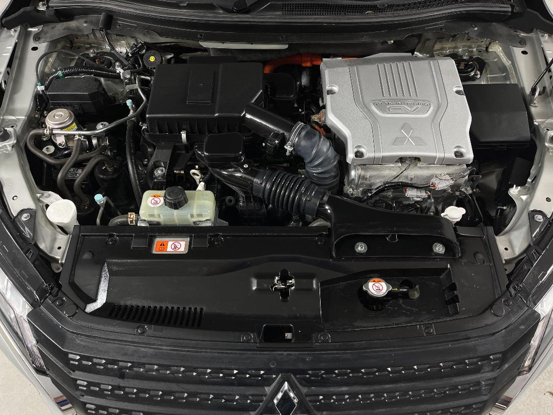 Photo '13' of Mitsubishi Eclipse Cross