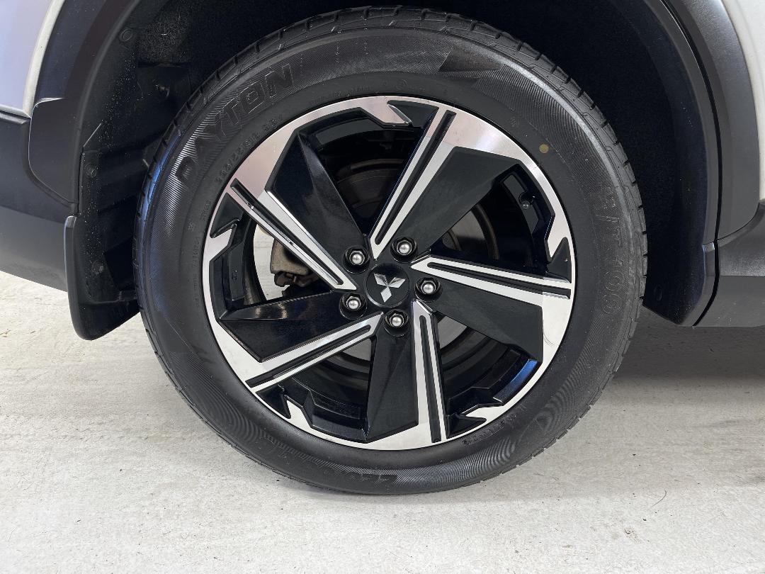 Photo '12' of Mitsubishi Eclipse Cross