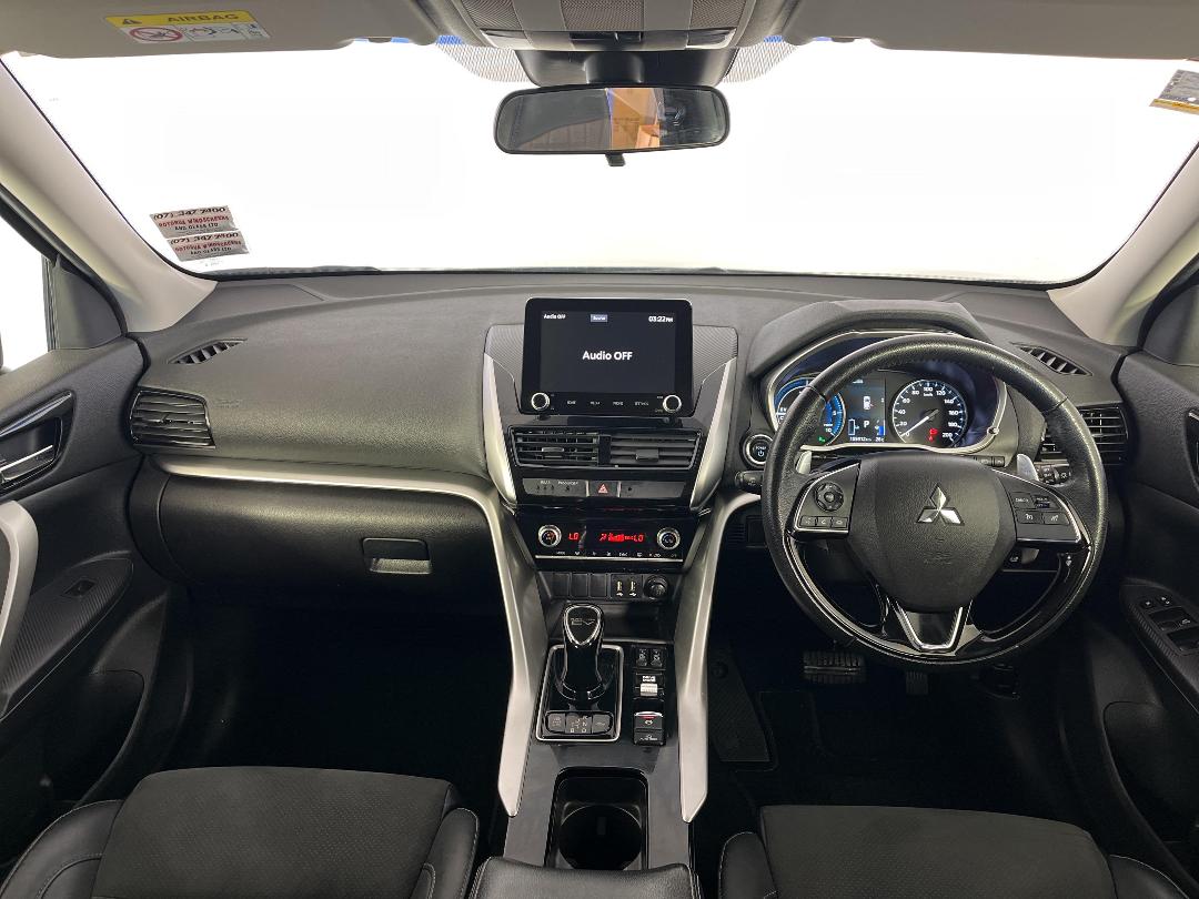 Photo '17' of Mitsubishi Eclipse Cross