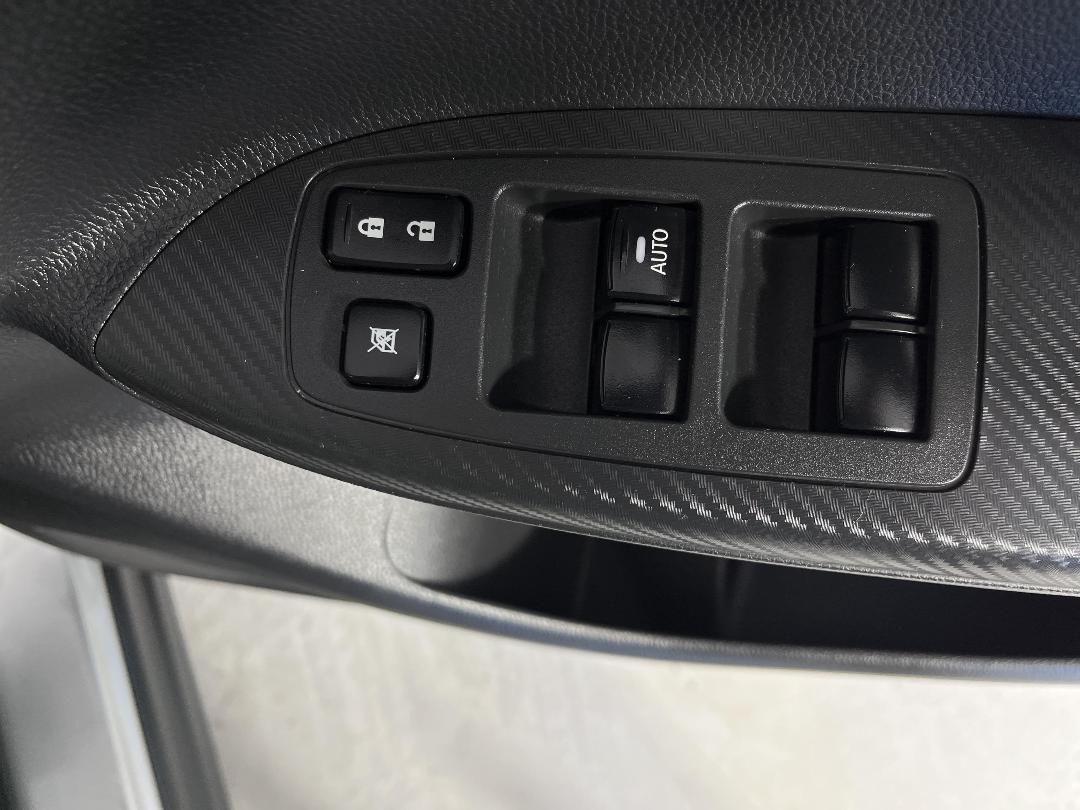 Photo '25' of Mitsubishi Eclipse Cross