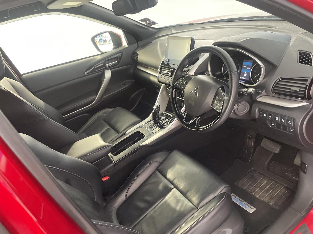 Photo '16' of Mitsubishi Eclipse Cross