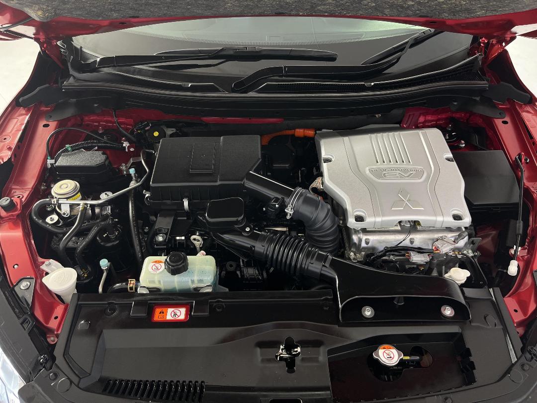 Photo '13' of Mitsubishi Eclipse Cross