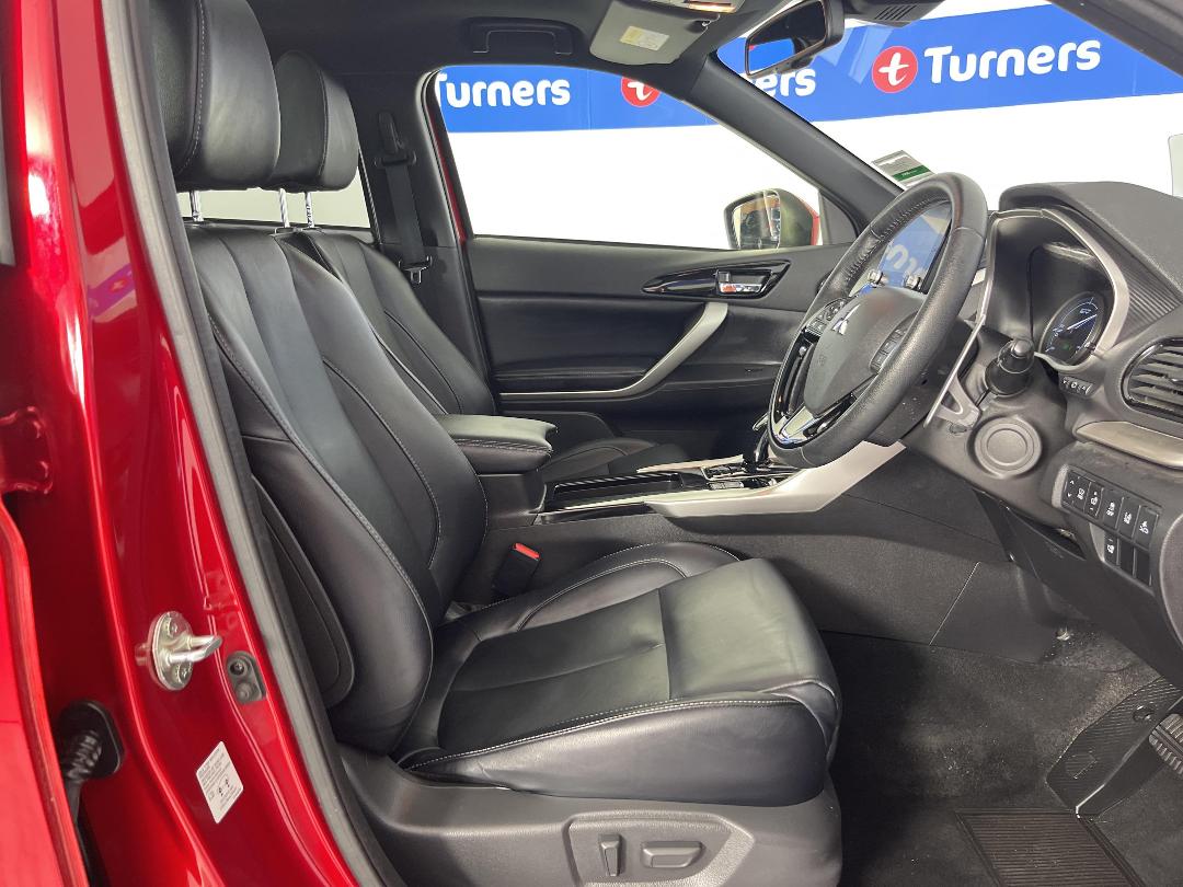 Photo '16' of Mitsubishi Eclipse Cross